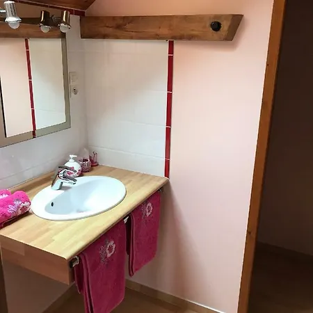 Bed & Breakfast Mountain - Maison Rachou 3*